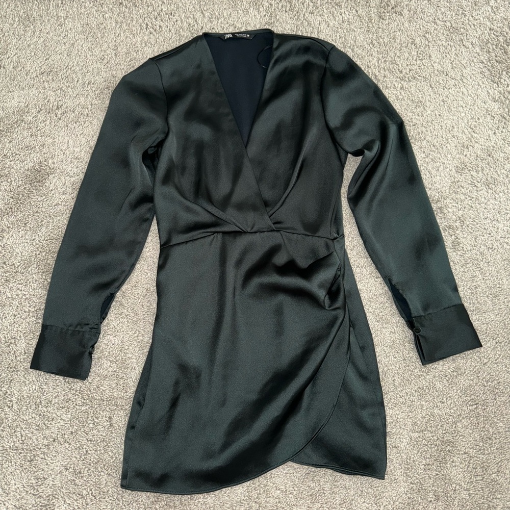 New Zara Mini green satin wrap dress size small #partydress #minidress #zara